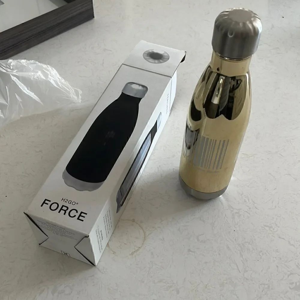 The Barre Code insulated water bottle - new in box